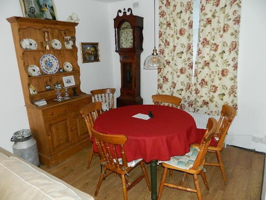 Welsh Miners Cottage Four Bedroom House Treherbert Exterior photo